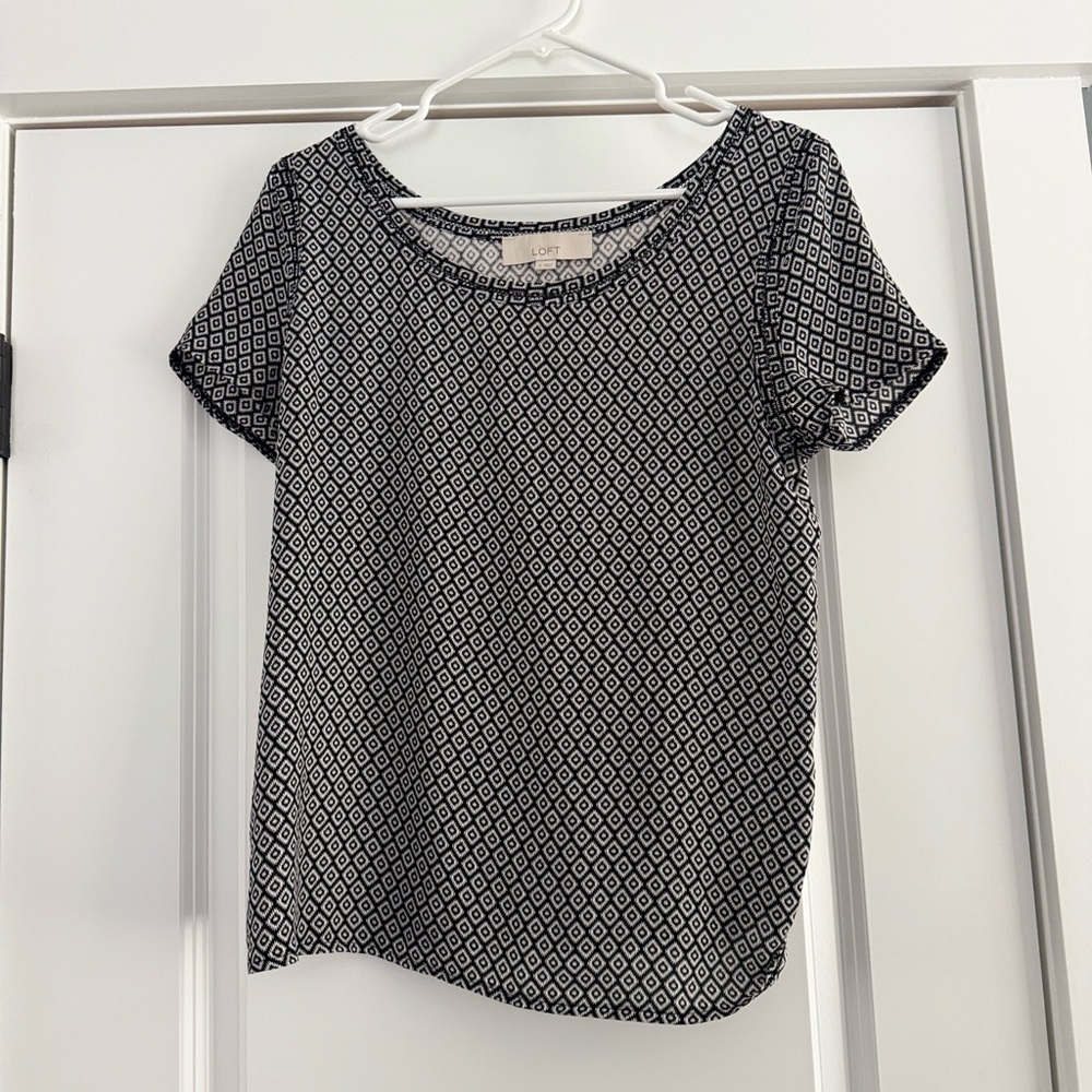 LOFT Monochrome Geometric Pattern Blouse